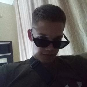 Парни в Липецке: Максим Алексеевич, 19 - ищет девушку из Липецка