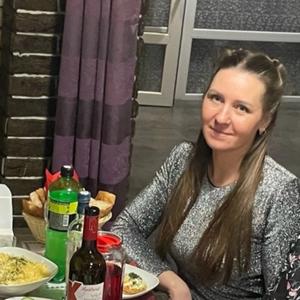 Девушки в Петрозаводске: Наталья, 46 - ищет парня из Петрозаводска