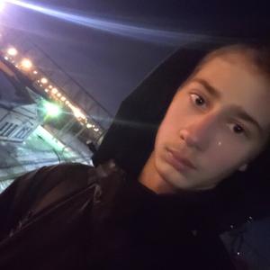 Парни в Кинель-Черкассах: Сергей, 19 - ищет девушку из Кинель-Черкасс