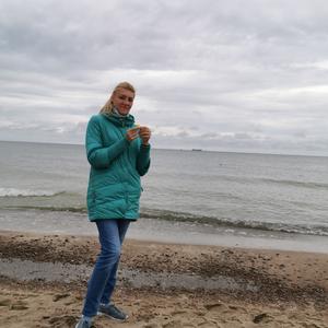 Девушки в Вильнюсе: Eliana, 36 - ищет парня из Вильнюса