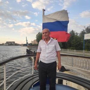 Парни в Волгограде: Геннадий, 68 - ищет девушку из Волгограда