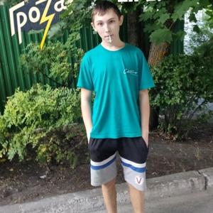 Парни в Ульяновске: Дима, 18 - ищет девушку из Ульяновска