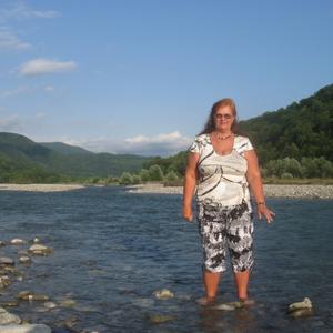 Девушки в Ульяновске: Антонина, 64 - ищет парня из Ульяновска