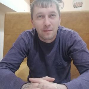Парни в Туймазы: Slava, 41 - ищет девушку из Туймазы