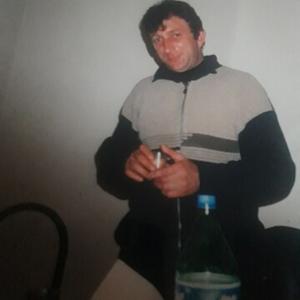 Парни в Владикавказе: Виталий, 58 - ищет девушку из Владикавказа