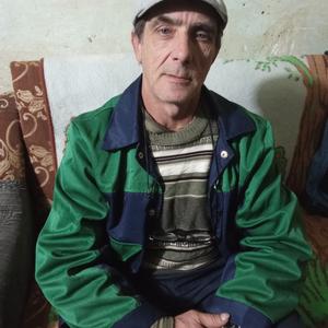 Василий, 52 года, Майский