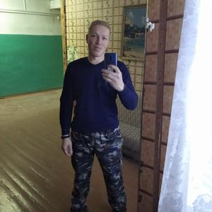 Парни в Вологде: Сергей, 39 - ищет девушку из Вологды