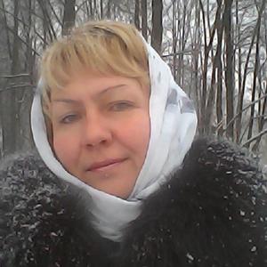 Девушки в Таганроге: Елена Шагиахметова, 49 - ищет парня из Таганрога
