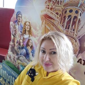 Девушки в Санкт-Петербурге: Ольга, 49 - ищет парня из Санкт-Петербурга