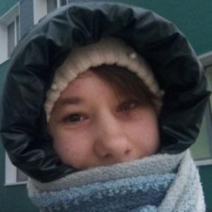 Девушки в Нефтеюганске: Ксения, 19 - ищет парня из Нефтеюганска