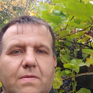 Денис, 44 года, Малоярославец