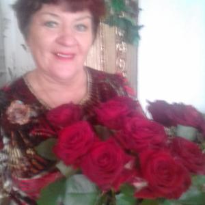 Девушки в Омске: Галина, 65 - ищет парня из Омска