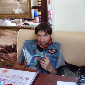 Парни в Нижнекамске: Александр, 38 - ищет девушку из Нижнекамска