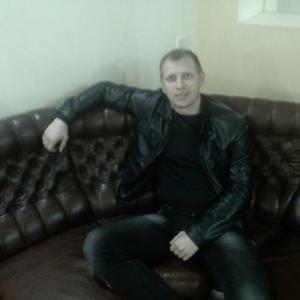 Парни в Пскове: Сергей, 36 - ищет девушку из Пскова