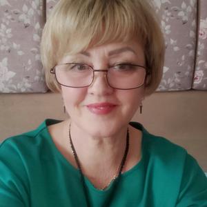 Девушки в Ковров: Ирина, 63 - ищет парня из Ковров