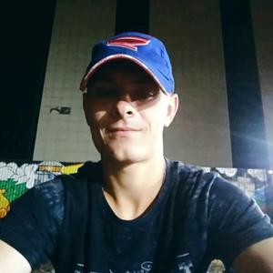 Парни в Бийске: Богдан, 27 - ищет девушку из Бийска
