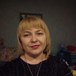 Девушки в Оренбурге: Марина, 48 - ищет парня из Оренбурга
