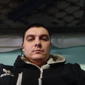Парни в Пугачеве: Александр, 32 - ищет девушку из Пугачева