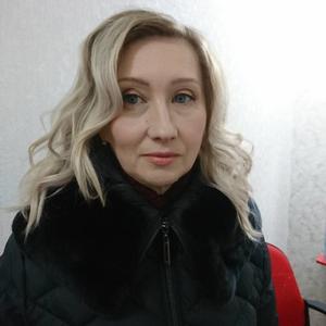 Девушки в Нижний Новгороде: Валентина, 43 - ищет парня из Нижний Новгорода