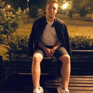 Парни в Челябинске: Александр, 26 - ищет девушку из Челябинска