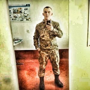 Парни в Костомукше: Дмитрий, 24 - ищет девушку из Костомукши