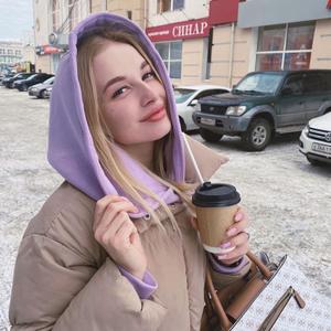 Девушки в Калининграде: Ангелина , 26 - ищет парня из Калининграда