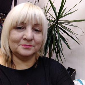 Девушки в Казани (Татарстан): Мила, 58 - ищет парня из Казани (Татарстан)