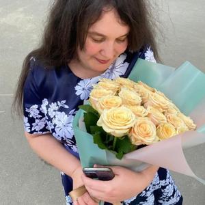 Девушки в Челябинске: Роза, 44 - ищет парня из Челябинска