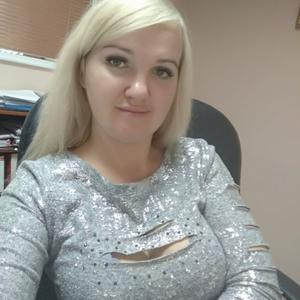 Девушки в Новокузнецке: Наташа, 36 - ищет парня из Новокузнецка