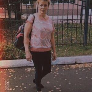 Девушки в Новошешминске: Света, 52 - ищет парня из Новошешминска