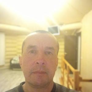Игорь, 49 лет, Устье