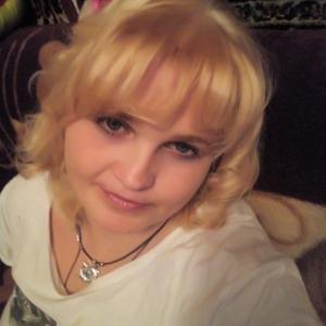 Девушки в Волгограде: Svetlana, 34 - ищет парня из Волгограда