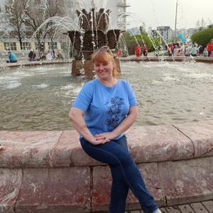 Девушки в Екатеринбурге: Натка, 47 - ищет парня из Екатеринбурга