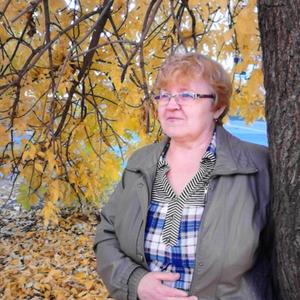Девушки в Пскове: Валентина, 68 - ищет парня из Пскова
