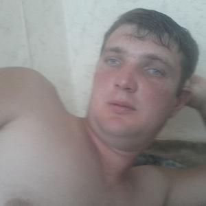 Алексей, 39 лет, Добровольск