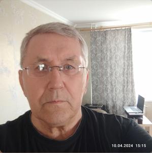 Павел, 67 лет, Санкт-Петербург