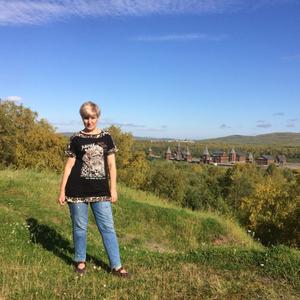 Девушки в Звенигороде: Алина, 57 - ищет парня из Звенигорода