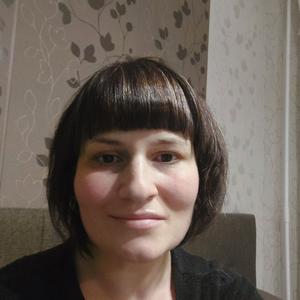 Девушки в Таллине: Kati, 37 - ищет парня из Таллина