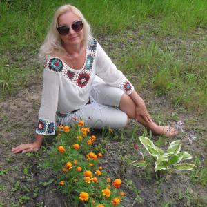 Девушки в Новосибирске: Tina Pavlovna, 60 - ищет парня из Новосибирска