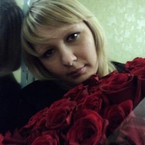 Девушки в Оренбурге: Настя, 36 - ищет парня из Оренбурга