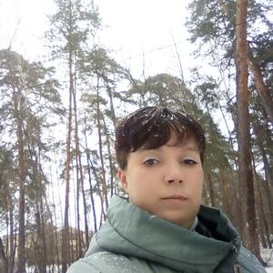 Девушки в Серпухове: Ирина, 36 - ищет парня из Серпухова