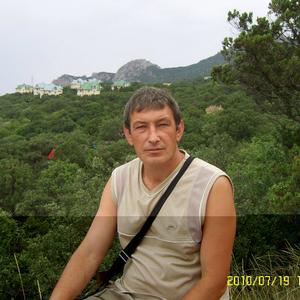 Василий, 60 лет, Мурманск