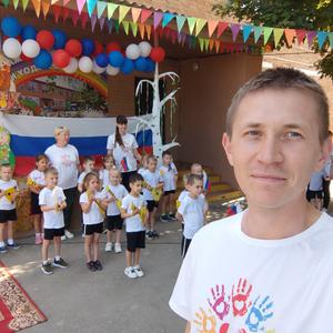 Парни в Новопокровская: Олег, 34 - ищет девушку из Новопокровская