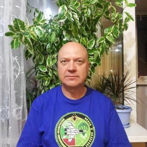 Виктор, 61 год, Владивосток