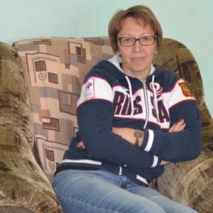 Девушки в Ангарске: Марина Толстова, 54 - ищет парня из Ангарска