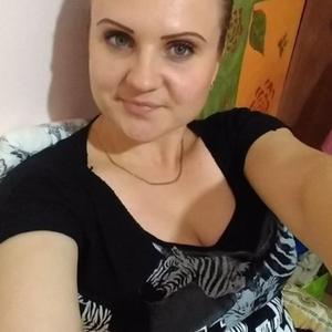 Девушки в Елизово: Валерия Слуцкая, 34 - ищет парня из Елизово