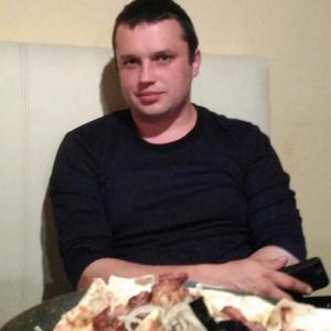 Парни в Новомосковске: Иван, 40 - ищет девушку из Новомосковска