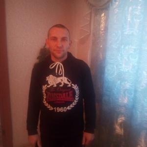Парни в Усолье-Сибирское: Slava, 39 - ищет девушку из Усолье-Сибирское