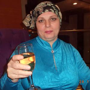Девушки в Челябинске: Лидия, 61 - ищет парня из Челябинска