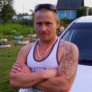 Парни в Химках: Виктор, 42 - ищет девушку из Химок